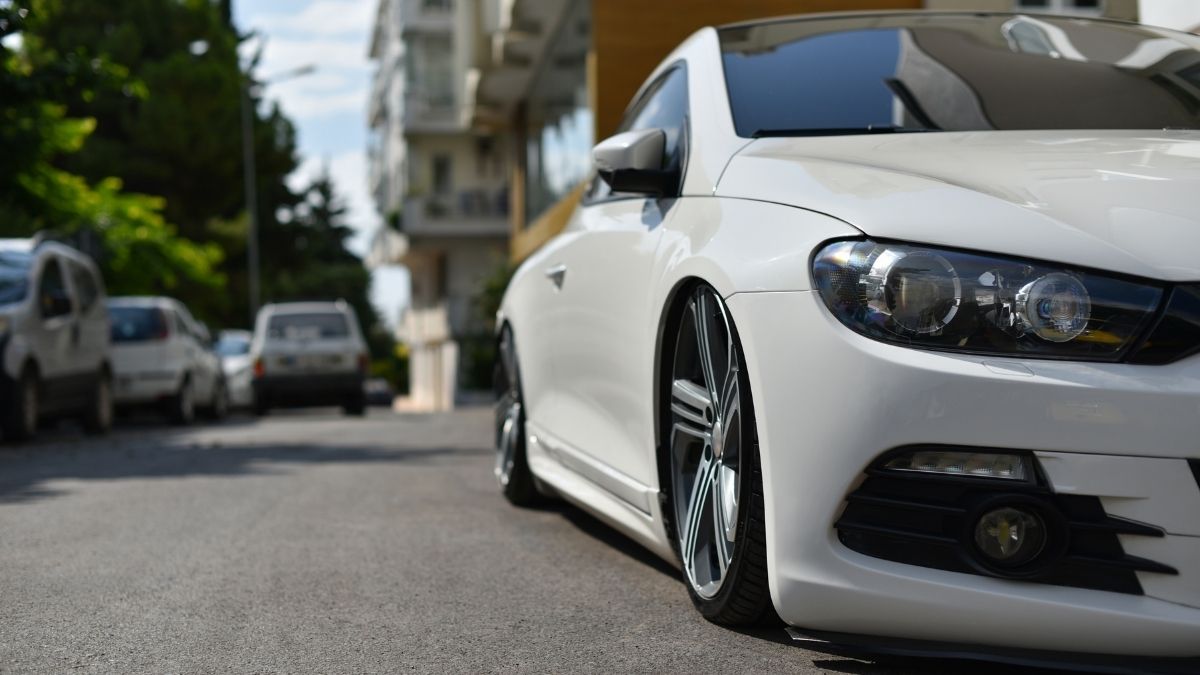 Essential Tips for Driving a Lowered Car in the City