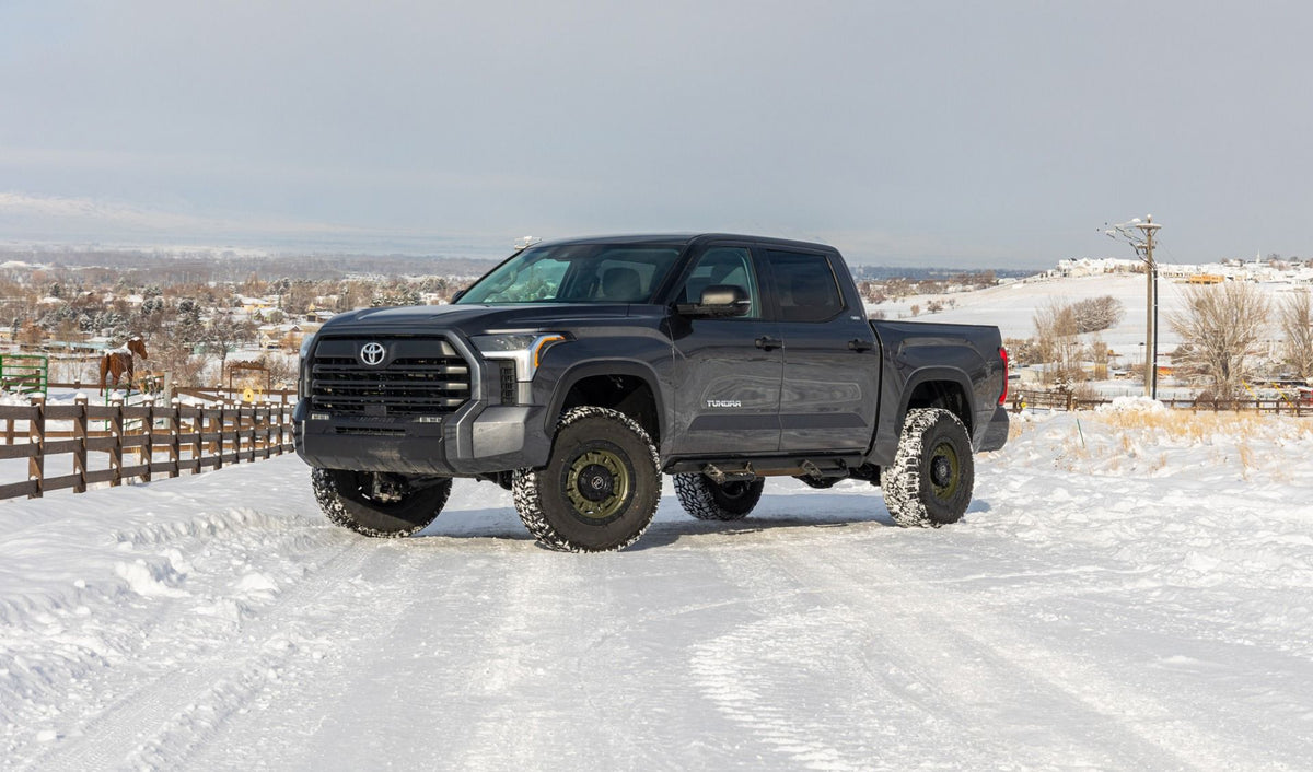 ReadyLift 3" SST2.1 Suspension System w/Falcon 2.1 Struts/Shocks for 2022-2026 Toyota Tundra 62-52420