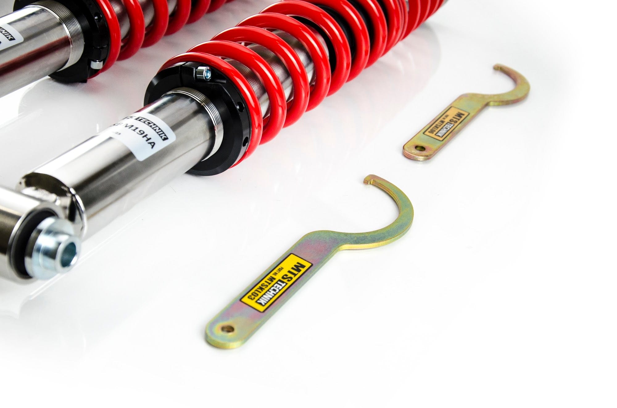MTS Technik Street Series Coilover Kit - Inox Housing, 78mm Rear Top for 1978-1987 BMW 735i (E23) XMTSGWBM29