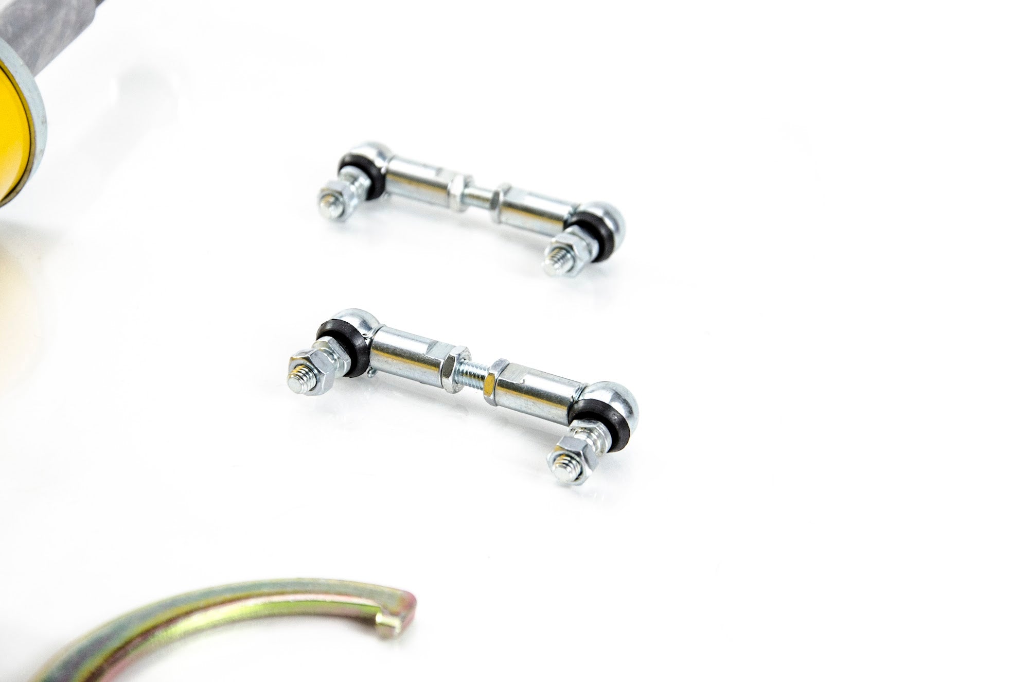 MTS Technik Street Series Coilover Kit - Without Front Top Mount for 2001-2003 BMW 540i Touring Wagon (E39) XMTSGWBM34