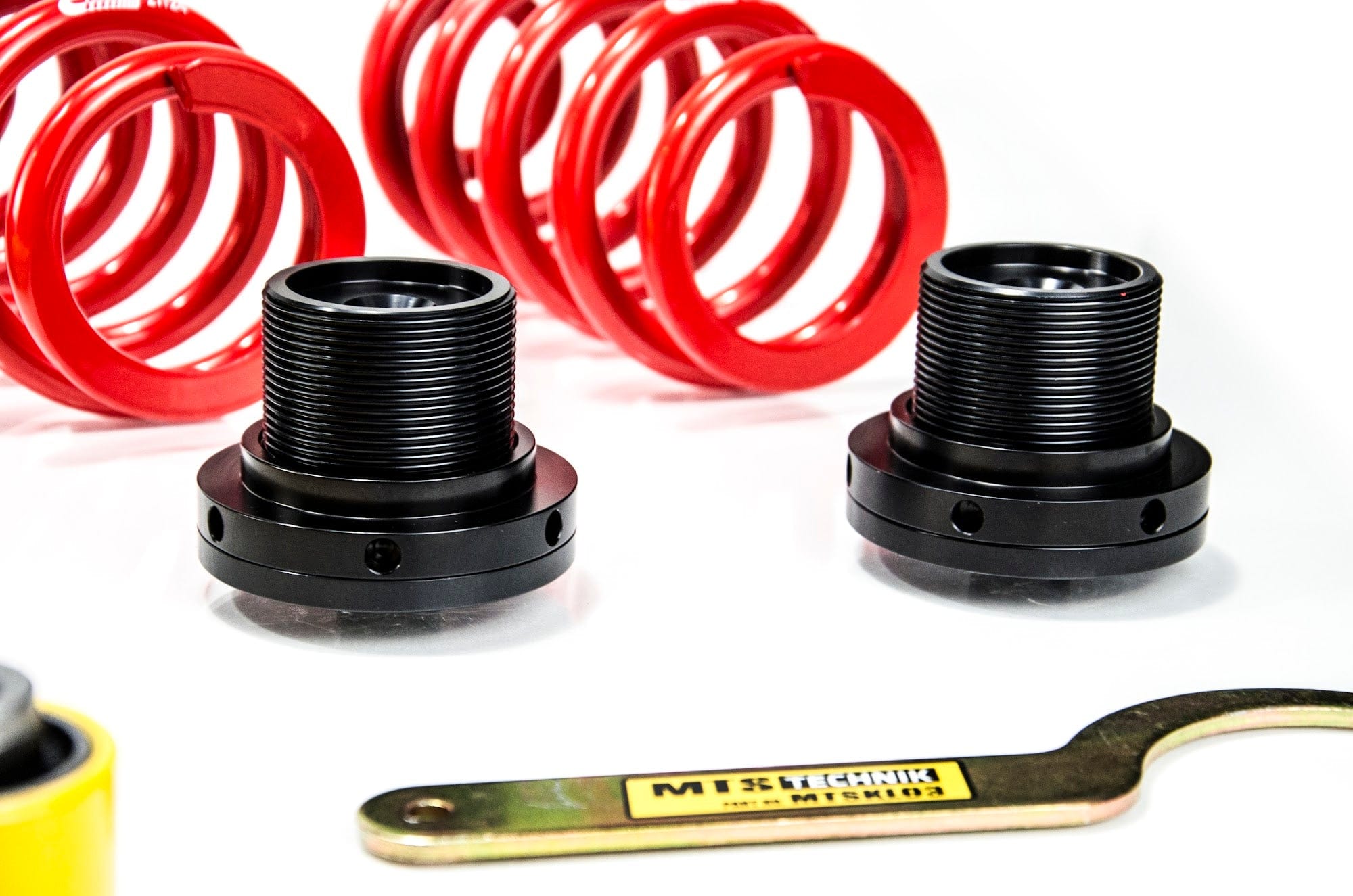 MTS Technik Street Series Coilovers - Front Axle Max Load 1080 kg for 2004-2008 Audi A4 Sedan (8EC) MTSGWAU01