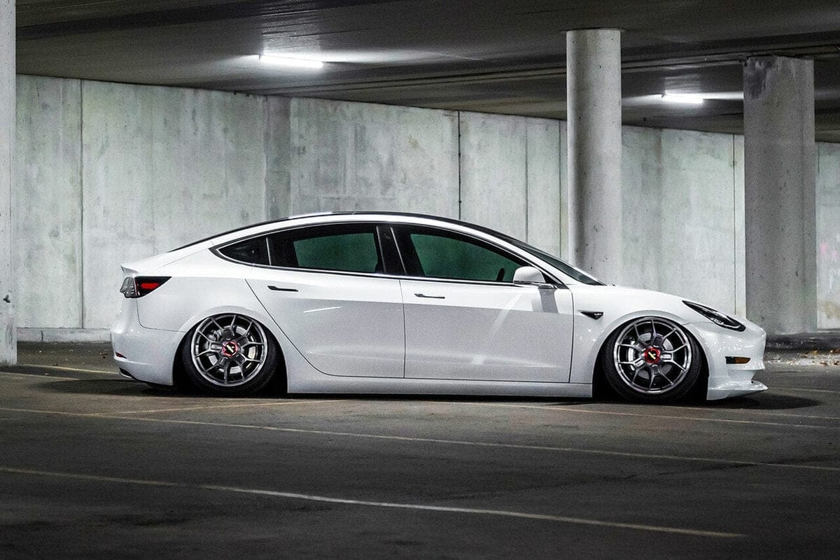 Air Lift Performance Rear Kit - 2017-2023 Tesla Model 3 (AWD) 78701