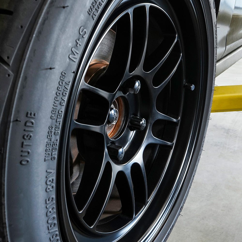Function and Form Lug Nuts - Steel with Lock Kit