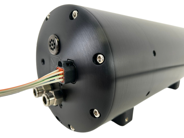 AccuAir ENDO-VT Air Tank Black with NPT Valve Ports - Detail
