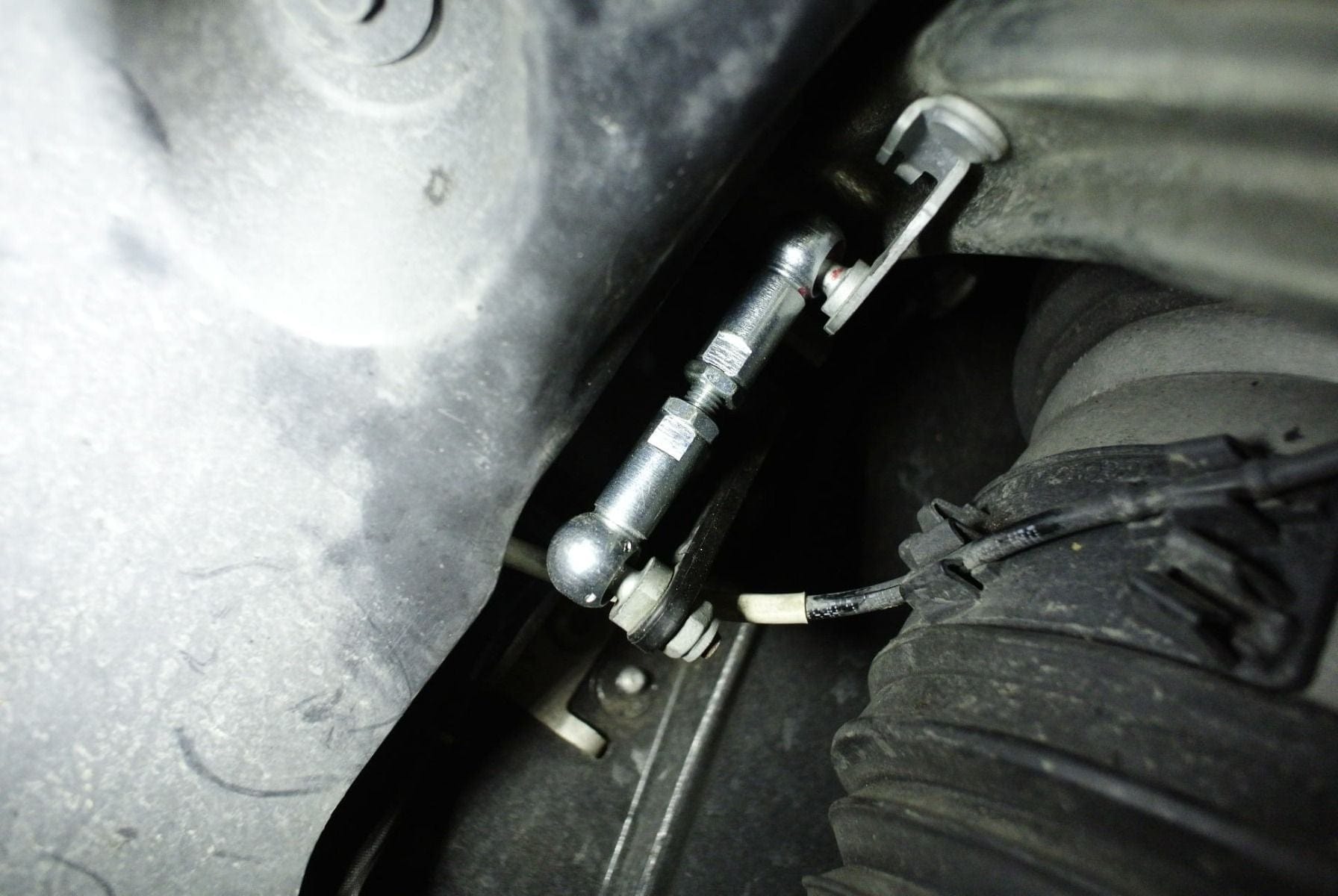 Megan Racing Air Ride Lowering Links for 2016+ Audi Q7 MRC-BM-0401-iv