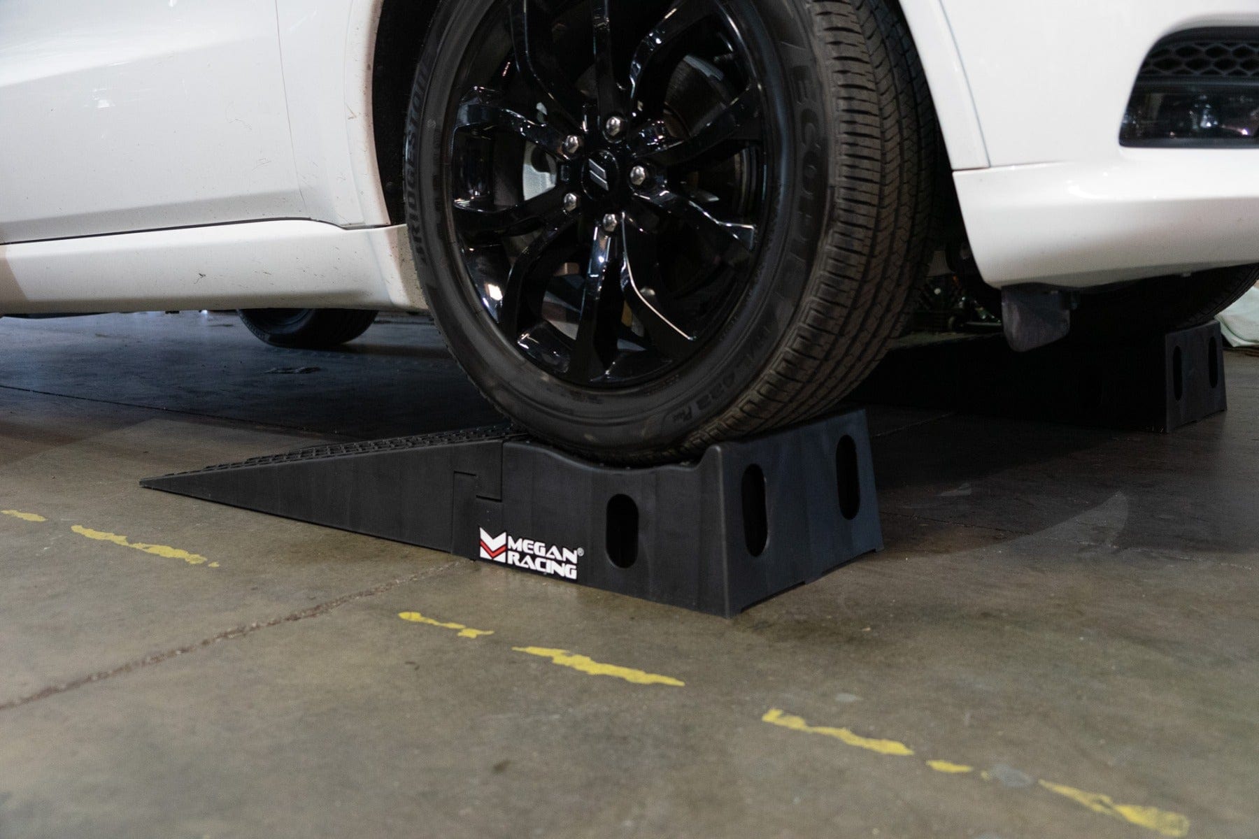 Megan Racing High Profile Drive-On Ramps (Set of 2) MR-RAMP-02