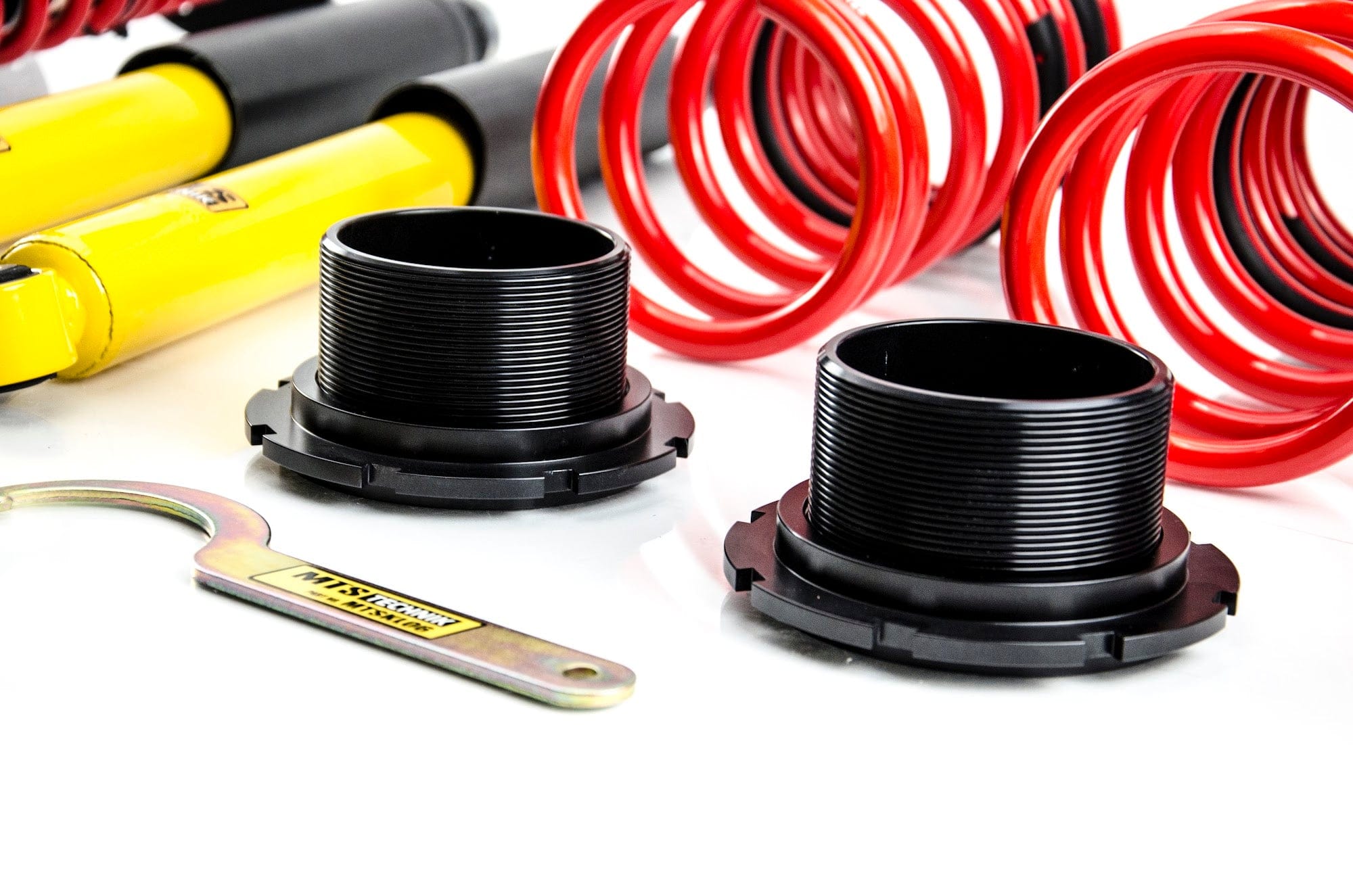 MTS Technik Street Series Coilover Kit - Gold Housing for 1971-1993 BMW 2000 (Typ 121) MTSGWBM94