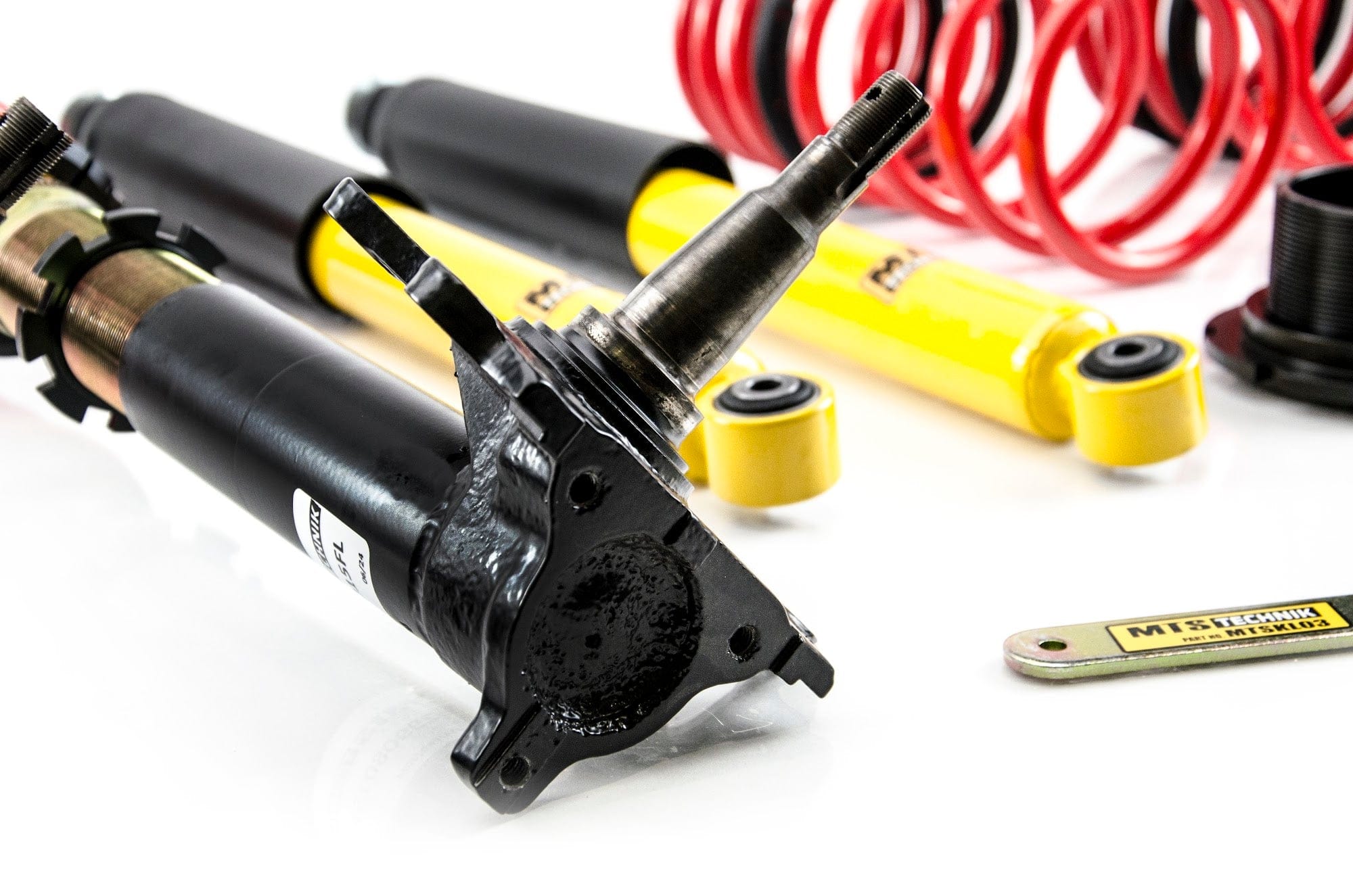 MTS Technik Street Series Coilover Kit - Gold Housing for 1971-1993 BMW 318i (E36) MTSGWBM94
