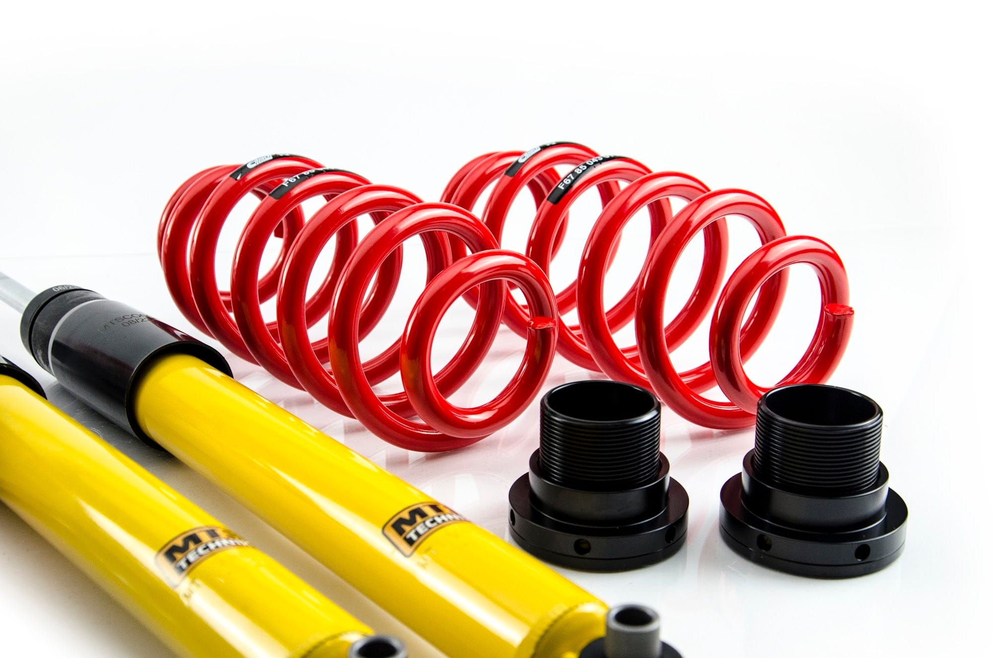 MTS Technik Street Series Coilover Kit - Gold Housing for 2021 Audi RS Q3 (F3) MTSGWVW15