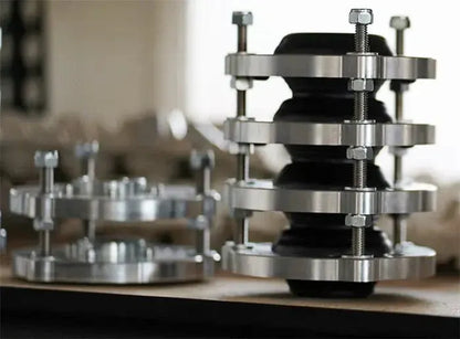 Universal Air Solution Series Air Struts for 2021-2024 BMW M4 (G82)