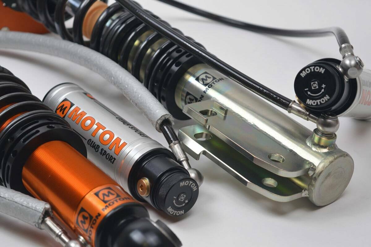 Moton Suspension 2 Way Sport Coilovers (True Coilover) - 1997-2005 Porsche 911 Carrera 2/GT3/RS/GT2 3.6 NA Turbo 2WD (996) M 500 042